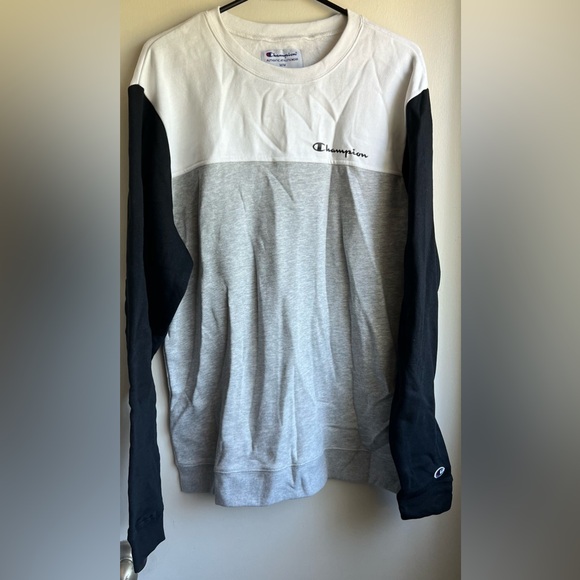 NWOT Champion Crewneck Sweater Black and Gray Casual Knit - Picture 1 of 4